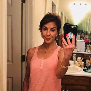 Meet your Posher, Faye